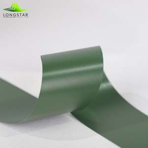 Film PVC résistant aux UV LONGSTAR, fabricant <span class=keywords><strong>de</strong></span> film PVC pour sapins <span class=keywords><strong>de</strong></span> <span class=keywords><strong>Noël</strong></span>, rouleau <span class=keywords><strong>de</strong></span> film pour guirlandes et couronnes en herbe artificielle - Product Image 3