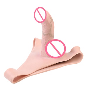 Jouet sexuel réaliste en silicone à l'envers creux adulte travesti décoratif faux pénis avec triangle pantalon en cuir doux portable - Product Image 4