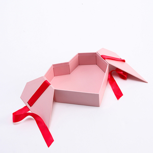 Luxury Chocolate Boxes Luxury Cardboard Chocolate Box Whole Heart Flower Boxset Sweet Paper Boxes Gift Boxes