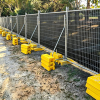 Clôture de chantier mobile temporaire de haute qualité du fabricant australien 6x12 en acier au carbone avec cadre en PVC et portails treillis