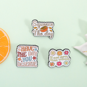 Spille Smaltate con Citazione Ispirazionale 'Have the Day You Deserve', Distintivi 'Squeeze the Day', Badge per Zaino, Gioielli Regalo - Product Image 2
