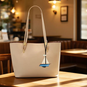 Llavero Personalizado con Forma <span class=keywords><strong>de</strong></span> Barco, Colgante <span class=keywords><strong>de</strong></span> Cuero Colorido <span class=keywords><strong>para</strong></span> Decoración - Product Image 1