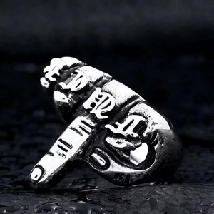 Bagues pour hommes en acier inoxydable, style motard, Hip Hop Punk, avec motif de poing ou doigt levé - Product Image 2