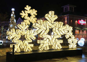 Luces LED 3D Personalizadas con Forma de Copo de Nieve, Clasificación IP65, Fácil Instalación, Decoraciones Navideñas Impermeables para Exteriores, Centros Comerciales - Product Image 1