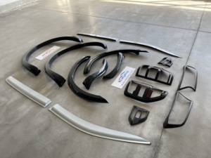 <span class=keywords><strong>4x4</strong></span> accessoires phare avant lampe couvre costume pour Ford Ranger T7 2015 2016 2017 2018 accessoires extérieurs - Product Image 4