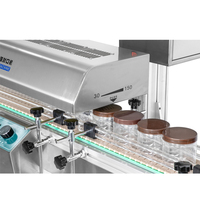 Équipement de scellage automatique Opération facile Machine de scellage de bouchons de bouteilles Boîtes en plastique PET Machine de scellage à chaud en aluminium