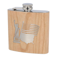Logo personnalisé 6oz Mini fiole de hanche à liqueur en acier inoxydable avec design moderne fiole à liqueur à grain de bois pour le voyage pour hommes et femmes