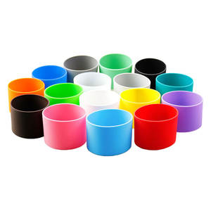 Funda de silicona universal para tazas, 8cm de diámetro resistente al calor y soporte antideslizante para vasos y tazas aislados - Product Image 2
