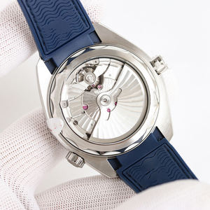 Un Reloj de Calidad No Solo Requiere un Diseño Perfecto, Sino También Materiales de Alta Calidad. Reloj Mecánico para Hombre - Product Image 5