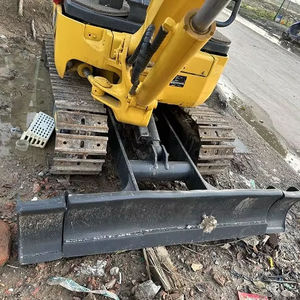 Mini-excavatrice sur chenilles Komatsu PC18MR d'occasion du Japon, de haute qualité, en excellent état, 1,8 tonne, avec moteur, pompe et alternateur. - Product Image 2