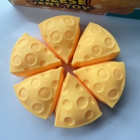 Juguete de Goma con Forma de Queso Realista, Antiestrés, para Apretar y Aliviar el Estrés, Juguete de Comida para Niños y Niñas