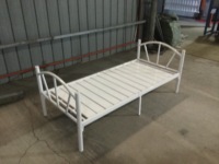 Offre Spéciale Lit simple Design moderne Directement depuis l'usine Vente en gros Fabricant chinois Cadre en métal pour chambre à coucher ou hôtel