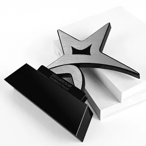 Glanzende Custom Award Crystal Glass Trofee Awards Stervorm Met Zwarte Basis Aangepast Logo Voor Souvenirgeschenken