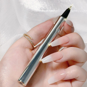 Crayon Eyeliner noir lisse de haute qualité de marque privée <span class=keywords><strong>Eye</strong></span> <span class=keywords><strong>Liner</strong></span> surnaturel imperméable et longue durée - Product Image 4