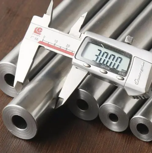 ลดราคาครั้งใหญ่ ท่อเหล็กไร้รอยต่อความดันสูง คุณภาพสูง ความแม่นยำสูง - Product Image 2