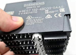 Module de sortie numérique ET 200SP 6ES7132-4BD32-0AA00 Module électronique DP 4 sorties numériques standard 24V DC/2A 6ES7132-4BD32-0AA0 - Product Image 4