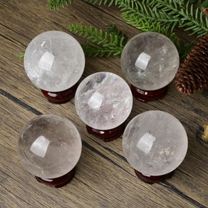 Vente en gros de sphères de cristal de roche, cadeaux Reiki Fengshui, quartz blanc transparent, grandes sphères de pierres précieuses pour la décoration de la maison - Product Image 1