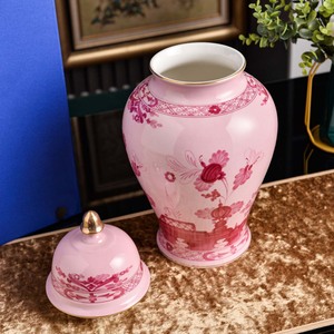 Vase en céramique à motif floral décoratif avec couvercle, pot en porcelaine de style chinois traditionnel pour la maison, la table, l'étagère, ou comme cadeau - Product Image 2