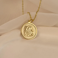 Collier pendentif de jardin de cheval gravé en plaqué or 18K en acier inoxydable bijoux équestres étanches cadeau de piste de course de chevaux
