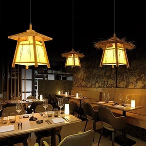 Luminaire suspendu unique en rotin et paille, zone d'éclairage de 5m à 10m, idéal pour la décoration de restaurants et d'hôtels. - Product Image 5