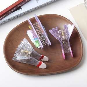 Mới Sáng Tạo Thời Trang Thể Thao Cầu Lông Cá Mập Tóc Clip Hợp Thời Trang Dễ Thương Cuốn Sách Móng Vuốt Tóc Clip Cho Phụ Nữ Phụ Nữ Tóc Phụ Kiện Đồ Trang Sức - Product Image 4