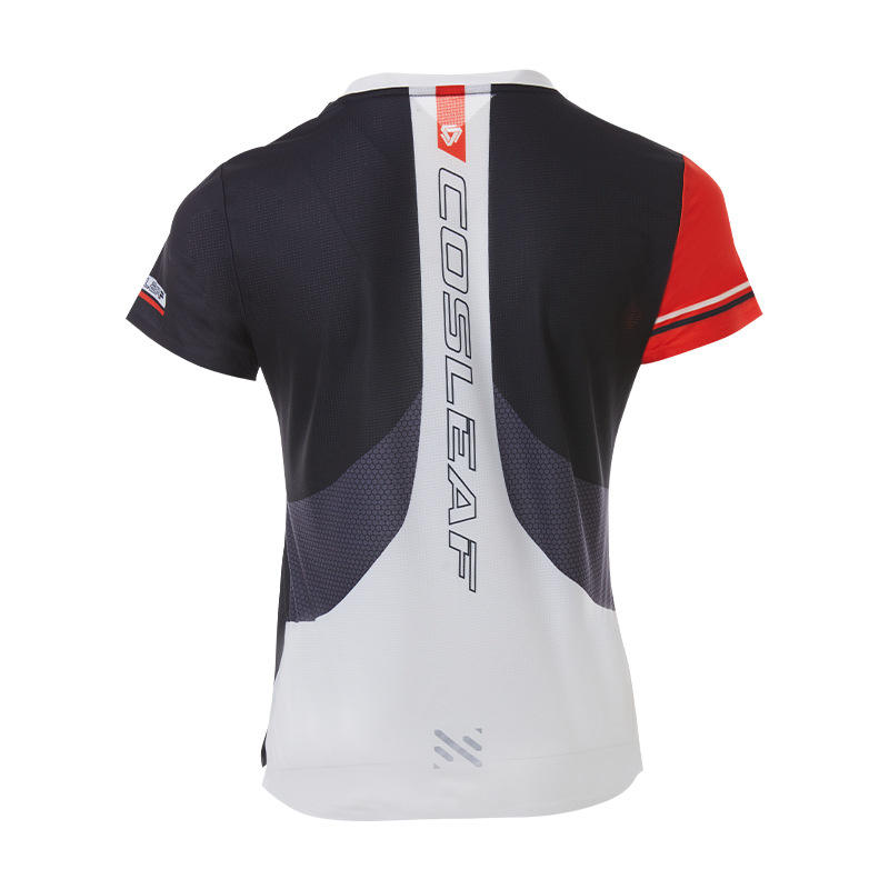 Men's black and white color matching