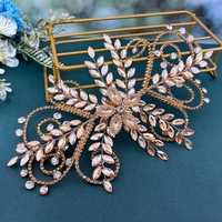 Nouvelle conception de chaîne en strass, fleur 3D, perle de cristal, applique faite à la main pour coiffe de mariée ou robe de mariée à coudre