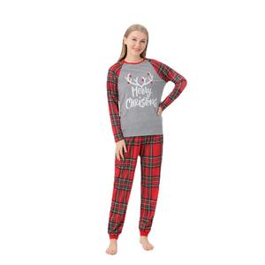 Drop Shipping Ensembles de pyjamas familiaux assortis Lettre de Noël et t-shirt à manches longues imprimé à carreaux et bas Loungewear - Product Image 3