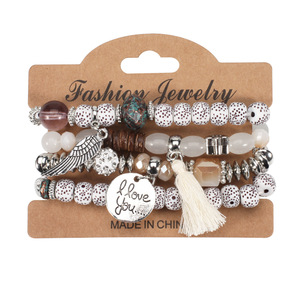 Juego <span class=keywords><strong>de</strong></span> 4 Pulseras Bohemias Personalizadas <span class=keywords><strong>para</strong></span> <span class=keywords><strong>Mujer</strong></span>, Multicapa, Elásticas, Apilables, con Borlas, Dijes <span class=keywords><strong>de</strong></span> Amor, Cuentas <span class=keywords><strong>de</strong></span> Cristal, Estilo Boho <span class=keywords><strong>para</strong></span> la Playa - Product Image 4