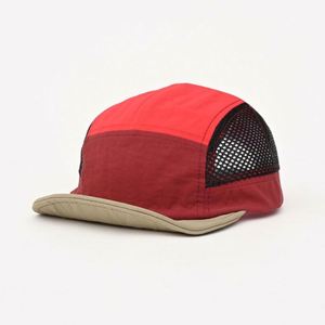 Casquette de baseball de haute qualité à cinq panneaux, bicolore, à visière courte, en tissu maillé respirant, légère et douce, avec logo personnalisé - Product Image 1