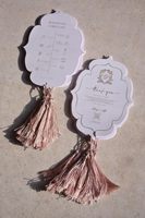 Cartes de menu de mariage personnalisées ovales vertes épaisses texturées avec étiquette nominative pour papeterie de mariage et dîner de répétition