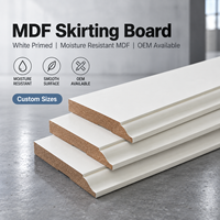 Plinthe en MDF apprêté blanc avec profil à bords arrondis pour la finition moderne des murs et des sols intérieurs
