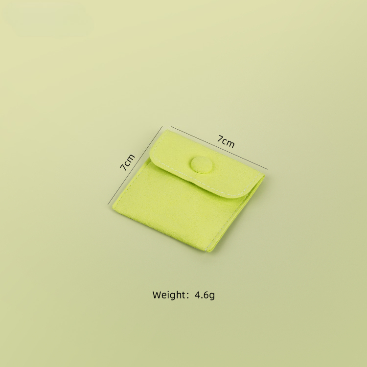 pouch
