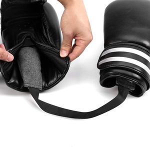 Kit de mantenimiento de guantes de boxeo ganadores Malla de flujo de aire y bolsas desodorantes de carbón Refresh Home & MMA Training/Competiciones Gear - Product Image 4