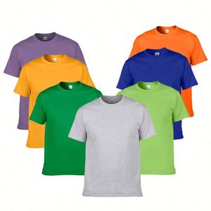 รับออกแบบและผลิตเสื้อยืดผู้ชายคอโอ ทรงเข้ารูป สีพื้น ผ้าฝ้าย 100% น้ำหนัก 200 กรัม  รับทำโลโก้ตามสั่ง (OEM/ODM) - Product Image 2