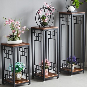 Vente <span class=keywords><strong>en</strong></span> gros, balcon intérieur, étagère carrée <span class=keywords><strong>en</strong></span> <span class=keywords><strong>bois</strong></span> pour plantes, <span class=keywords><strong>jardin</strong></span>, présentoir 2 étages pour pots de fleurs <span class=keywords><strong>en</strong></span> métal - Product Image 1