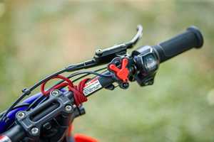 Motocicleta de Motocross para Niños - Motor Central de 74V, Una Velocidad, Freno de Disco, Cuadro de Aleación de Aluminio para Paseos Suaves - Product Image 6