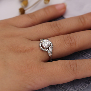 Anello Rotondo in Cristallo per Donne, Tono Argento, Minimalista, per Uso Quotidiano e Feste, Accessorio di Moda - Product Image 4