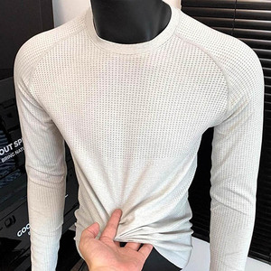 T-shirts ajustés personnalisables 4 directions 180 g/m² sans couture 240-260 g/m² MOQ pour hommes jeunes, respirants, haute performance, pour la gym, vêtements masculins - Product Image 3