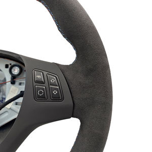 Volant de voiture en daim intégral avec bande supérieure rouge/bleue OEM pour BMW E90 E91 E92 E93 M3 E82 E81 E87 E88 E70 E71 - Product Image 4