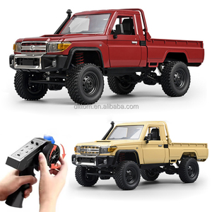 MN-82 LC79 1/12 RC camion tout-terrain modèle 2.4G 4WD Simulation escalade véhicule de ramassage avec lumières - Product Image 1