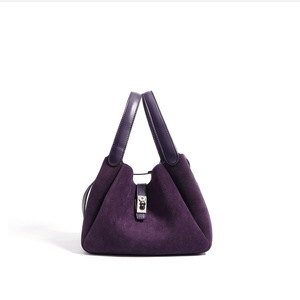 <span class=keywords><strong>Borsa</strong></span> Hobo in vera pelle scamosciata 2024 primavera design di alta qualità borse Tote in pelle <span class=keywords><strong>viola</strong></span> per donne borse di lusso - Product Image 4