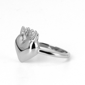 Anillo de Corazón Zoryn en Acero Inoxidable 316L Tono Plata con Detalle de Púas, Accesorio Unisex Moderno, Ideal para el Estilo Diario - Product Image 2