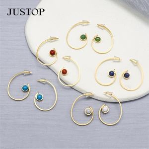 Vente en gros de bijoux nouveau design boucles d'oreilles pendantes géométriques respectueuses de l'environnement en acier inoxydable plaqué or 18 carats pierre naturelle - Product Image 6