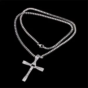 Collana con Ciondolo a Croce in Cristallo di Dominic Toretto da <span class=keywords><strong>Fast</strong></span> <span class=keywords><strong>and</strong></span> <span class=keywords><strong>the</strong></span> <span class=keywords><strong>Furious</strong></span>, Gioiello Regalo per Uomo - Product Image 4