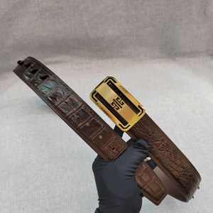 Cinturón de Cuero de Cocodrilo de Lujo de Marca Famosa para Hombre, Personalización con Logotipo - Product Image 3