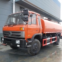 Camion-citerne à eau utilisé à usage intensif 6x4 15000 20000 25000 litres Sinotruck Howo Camion-citerne à eau arroseur Bowser à vendre