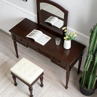 Ensemble de meubles de salle de bain pour hôtel moderne |   Coiffeuse autoportante avec miroir et tabouret pour chambres d'hôtes urbaines et boutiques