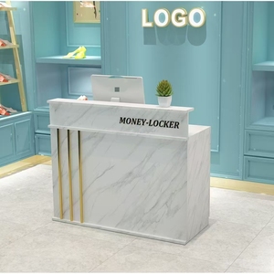 Mostrador de Recepción Moderno para Salón de Belleza, Pequeño, Blanco y Dorado, de Lujo, Usado, para Venta - Product Image 6