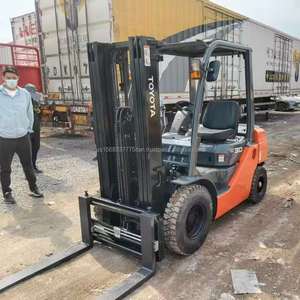 Montacargas Diésel Usado Original Japonés de 1 Tonelada, 95% Nuevo, Modelo Pequeño 2022 en Venta - Product Image 2